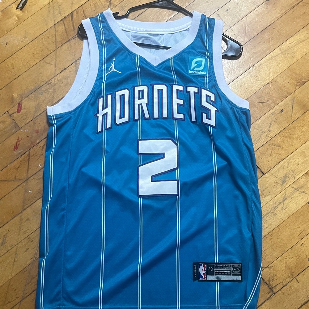 Nike Lamello Ball swingman Hornets jersey Sz 48